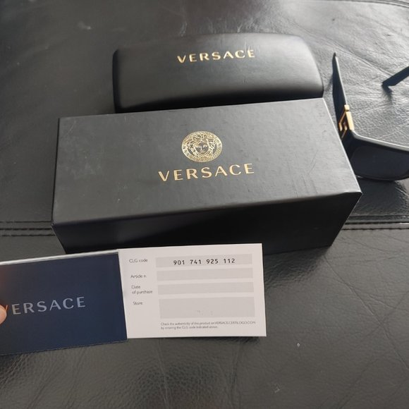 Men's Versace Sunglasses - Picture 3 of 4